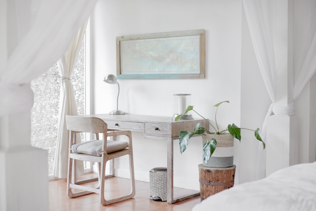 Transform Your Space with Modern Home Decor Products